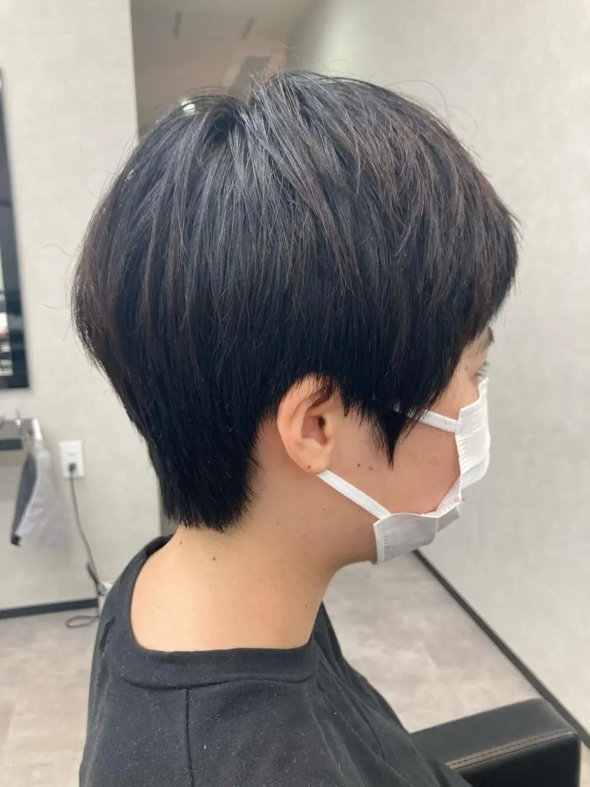 ショート カット 鈴木 翔偉のヘアスタイル