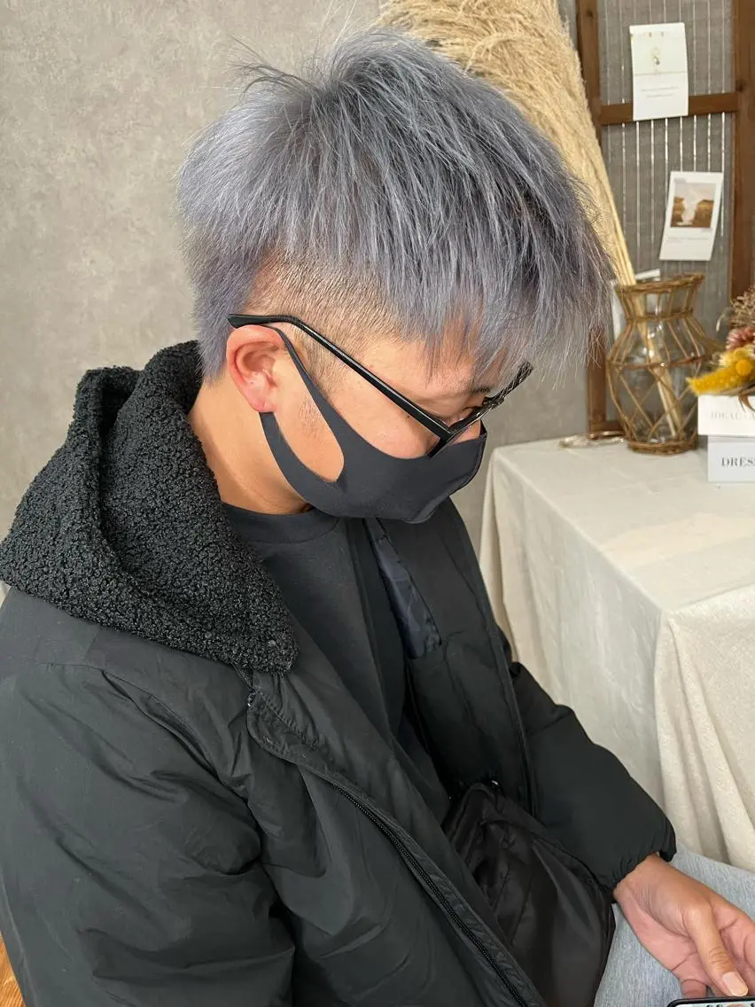 ショート メンズ ヘアカラー トリートメント エクステ・髪質改善・ ブリーチ・吉田大介のヘアスタイル
