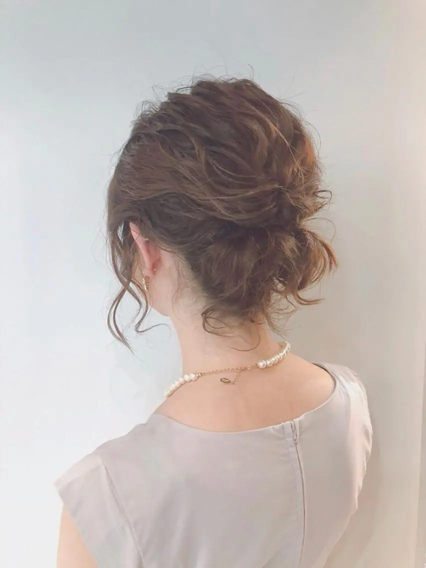 ミディアム ヘアアレンジ 結婚式・ブライダル ヘアセット 女性リピ90%🍨 🩷佐藤みずきのヘアスタイル