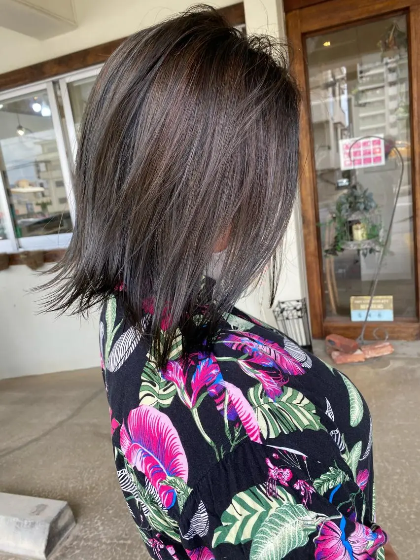 ショート カラー イルミナカラー カット ヘアカラー grand juteのヘアスタイル