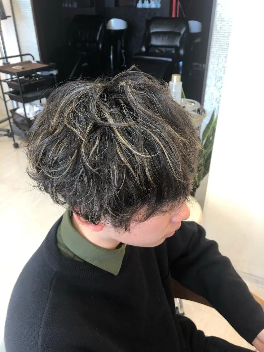 ショート カラー メンズ メンズメッシュ メッシュ 🌙似合わせ🐈‍⬛ ケア✨又吉のヘアスタイル