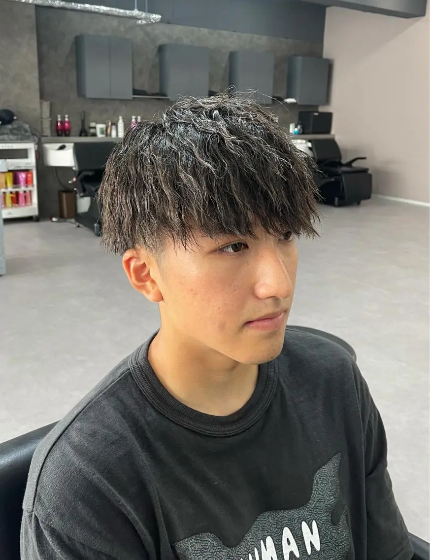 パーマ メンズ カット パーマ レイヤーカット 西村あきやのヘアスタイル