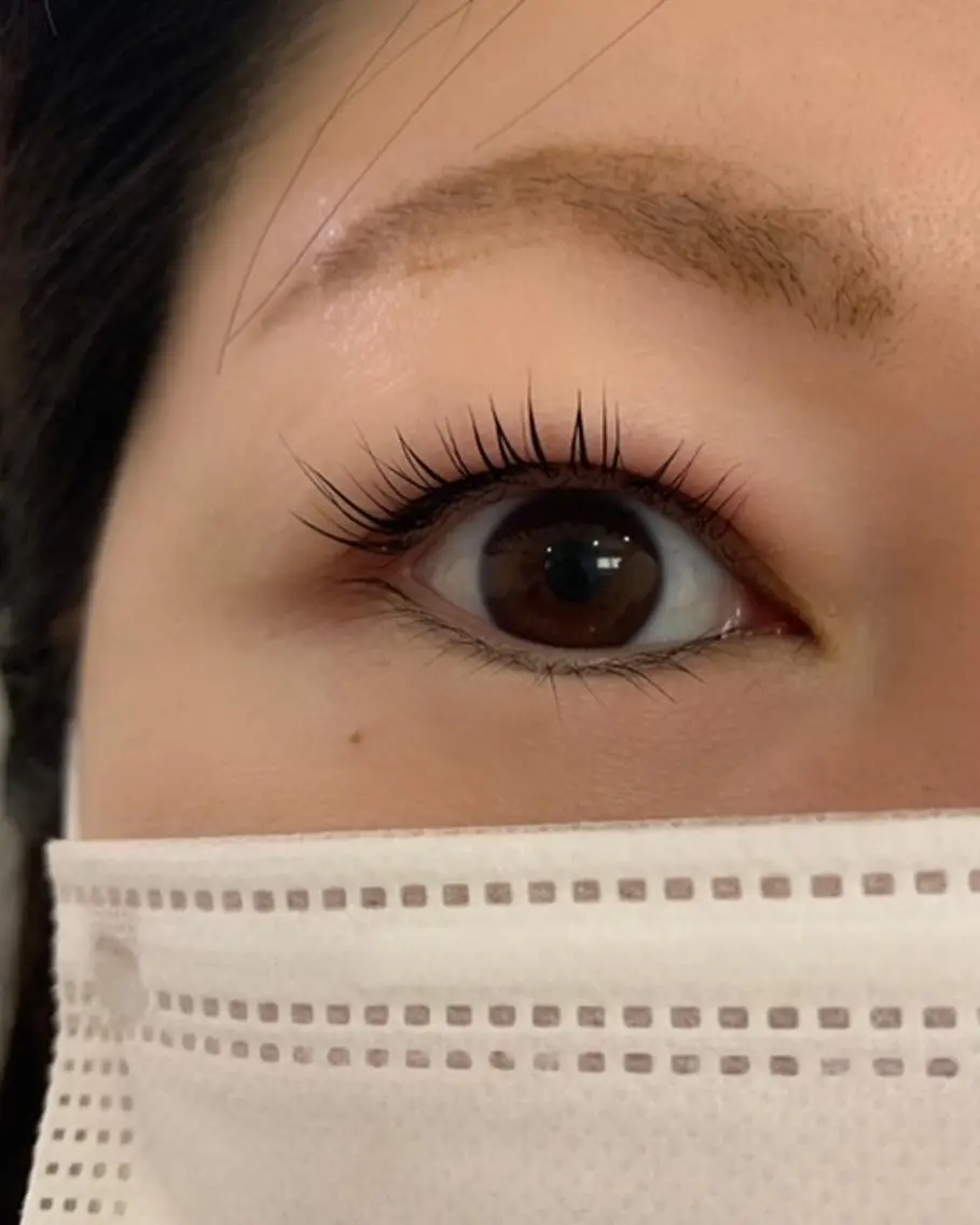 マツエク・マツパ パリジェンヌラッシュリフト Veil ayakaのマツエク・マツパデザイン