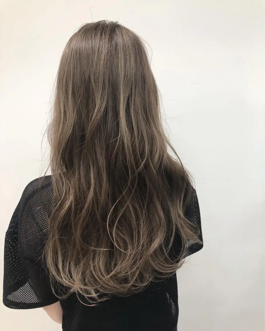 セミロング ハイライト 髪質改善No.1🍀 🍀銀座🍀矢尾板のヘアスタイル