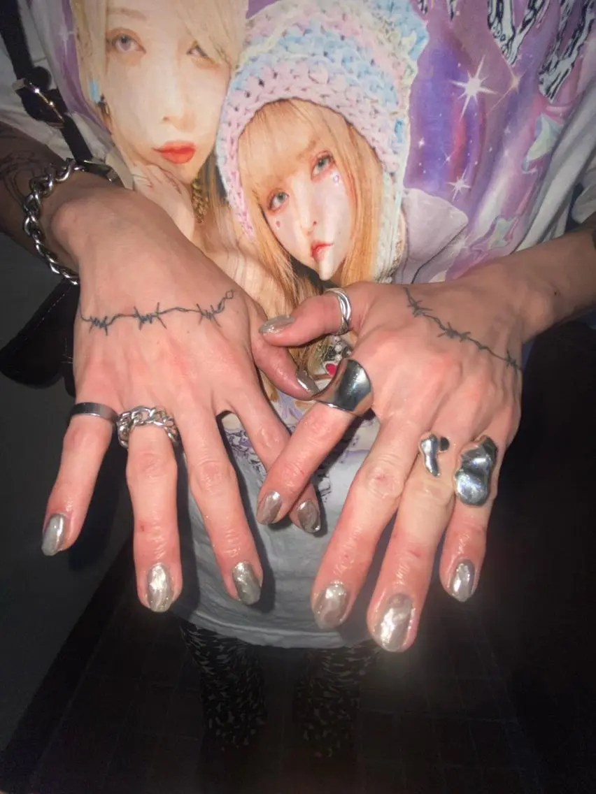 ネイル メンズネイル 個性派🌺推しネイル 💅💞hota🐇のネイルデザイン