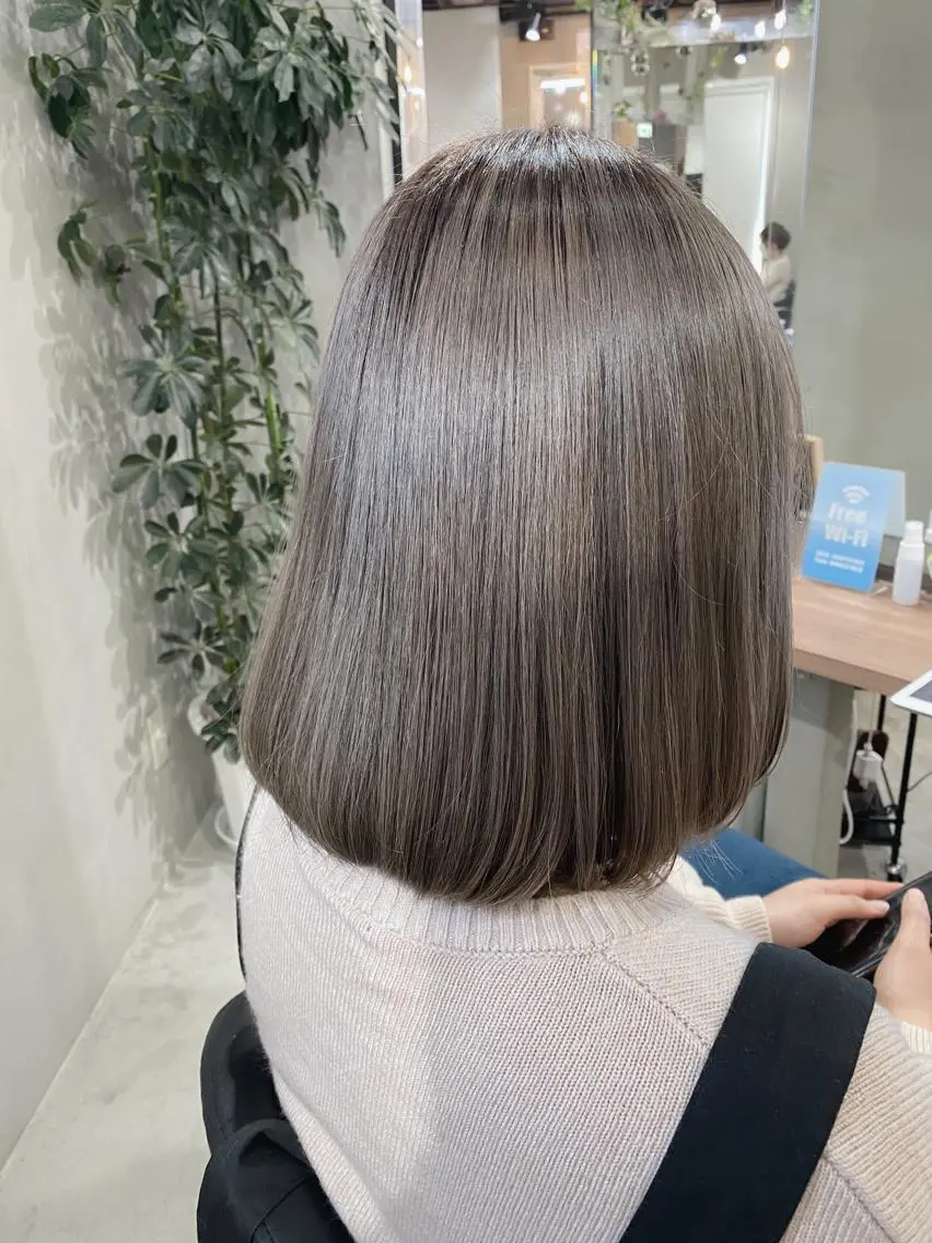 ミディアム カラー yuuka🌻 ハイライト/艶カラーのヘアスタイル