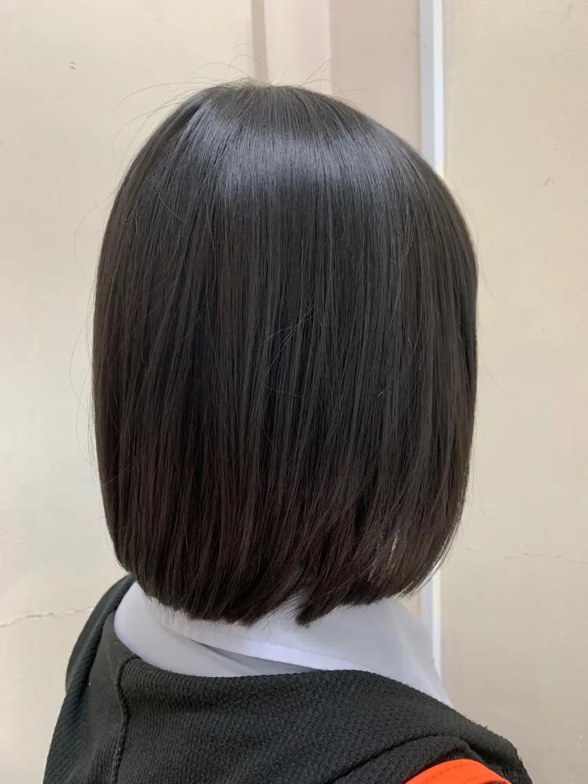 ミディアム カラー ベージュカラー ボブ カット ヘアカラー 村上 吉斗のヘアスタイル