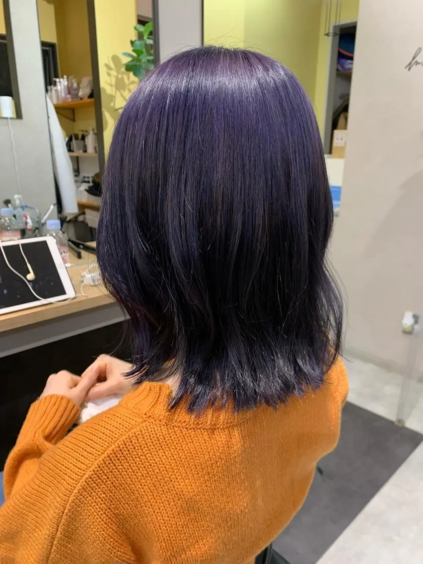 ミディアム カラー ブリーチ ブルーカラー ブルーラベンダー ラベンダーカラー カット ヘアカラー トリートメント hubhair レイヤー/透明感のヘアスタイル