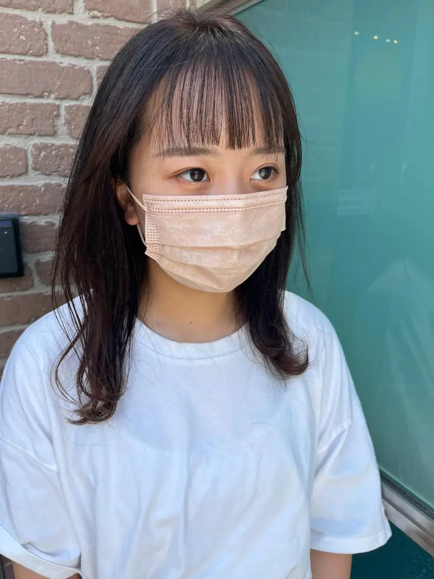 セミロング カラー パーマ ヘアアレンジ メンズ キッズ ネイル マツエク・マツパ アイブロウ メンズパーマ セミロングパーマ ブラウンカラー ケアカラー 透明感カラー 久木原 ゆりのヘアスタイル
