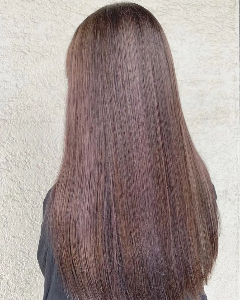 ロング カラー 艶髪・酸性ストレート フリツのヘアスタイル