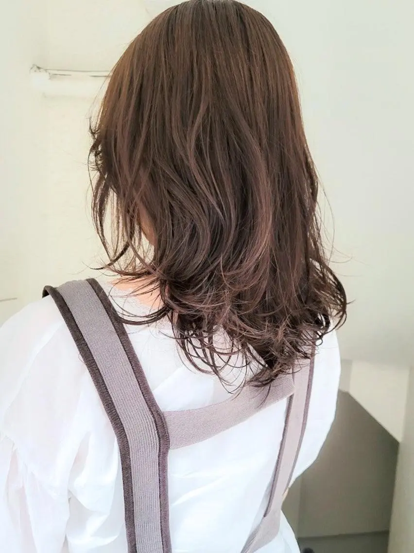 セミロング カット ヘアカラー トリートメント 🇰🇷透明感×ハイ トーン🌟tomoのヘアスタイル