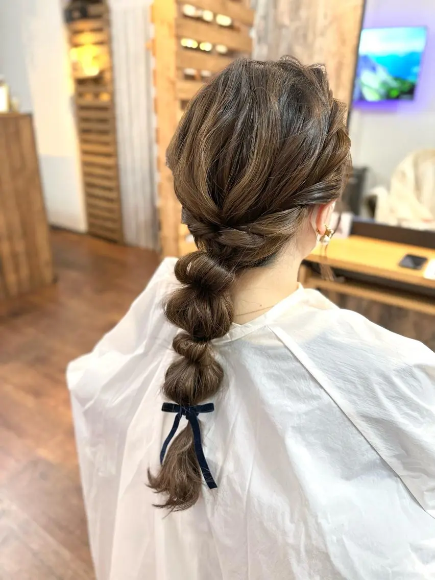 セミロング ヘアアレンジ ヘアセット Luzir⭐︎ GEN⭐︎のヘアスタイル