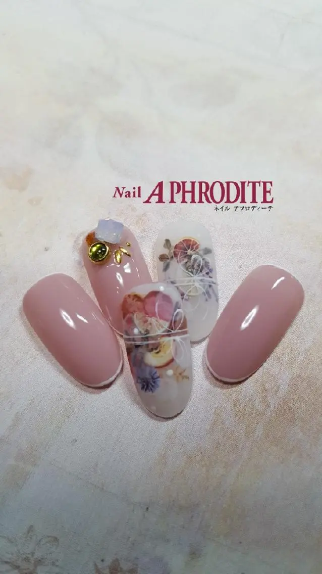 ネイル Nail Aphroditeのネイルデザイン
