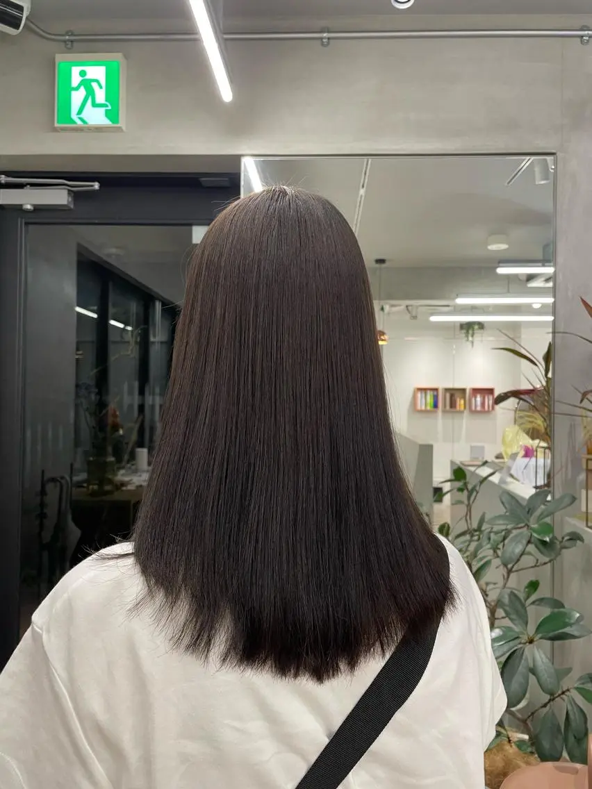カラー 鶴井 美空のヘアスタイル