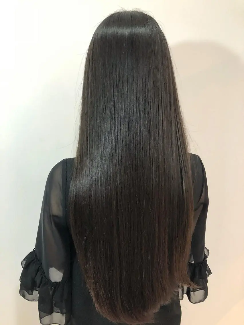 ロング 服部 樹季のヘアスタイル