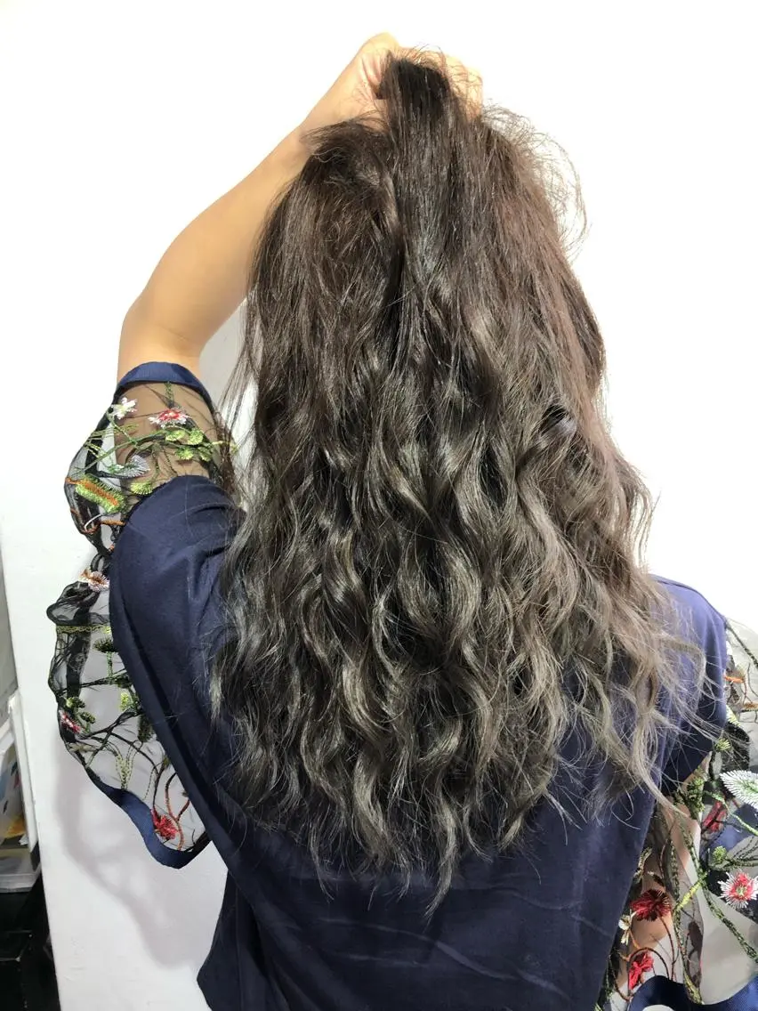 ロング カット ヘアカラー トリートメント 吉田 典弘のヘアスタイル
