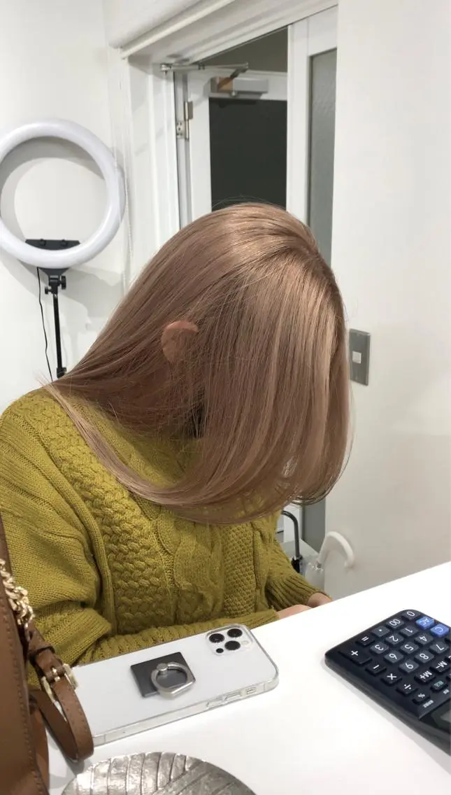 セミロング カラー カット ヘアカラー トリートメント 髪質改善カラー、美髪 トリートメント専門のヘアスタイル