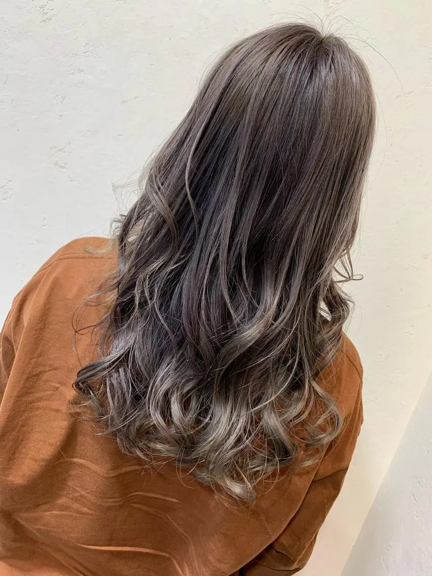 ロング カラー ヘアカラー トリートメント 天野 開のヘアスタイル