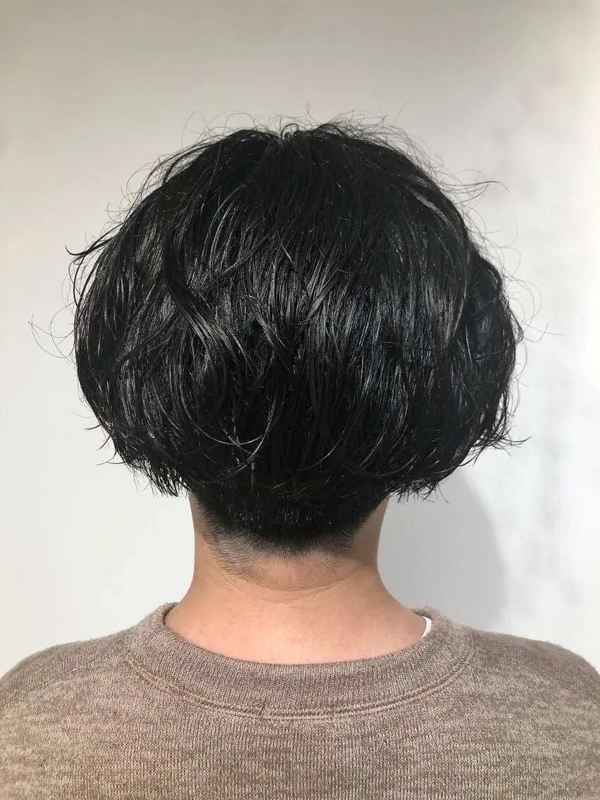 ショート メンズ アップバング ビジネス マッシュ メンズパーマ メンズツイストパーマ カット 高橋 英彦のヘアスタイル