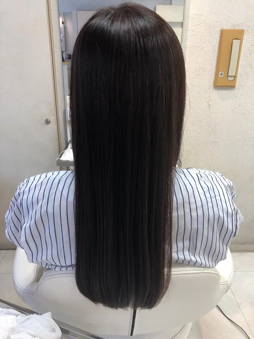 ロング 顔周りカット レイヤーカット カット トリートメント 阿部 美咲のヘアスタイル