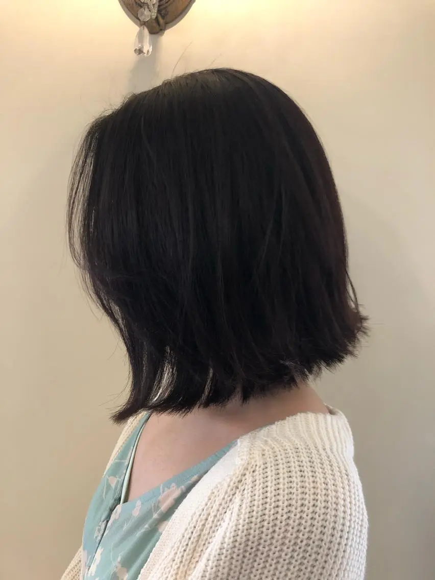 ショート ボブ 外ハネヘア 縮毛矯正 Moca 〰️のヘアスタイル