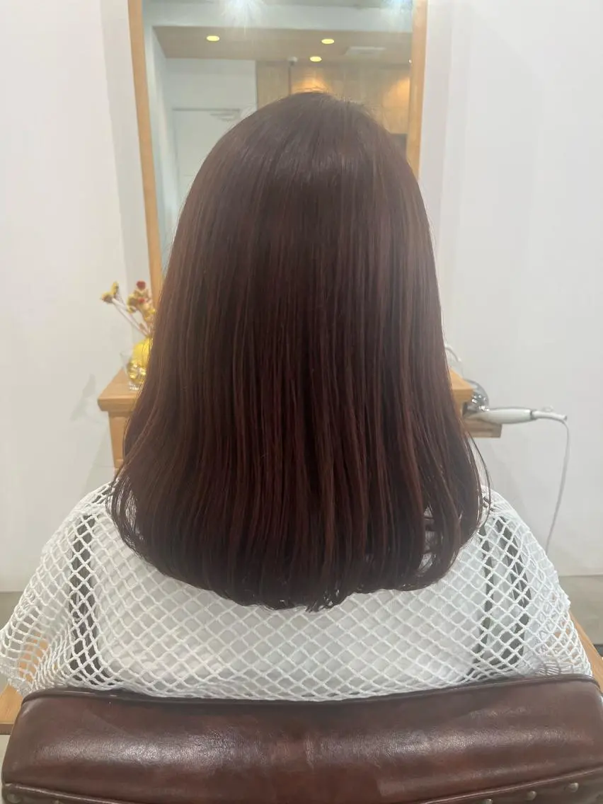ミディアム カラー カット ヘアカラー トリートメント 三島 有佳里のヘアスタイル
