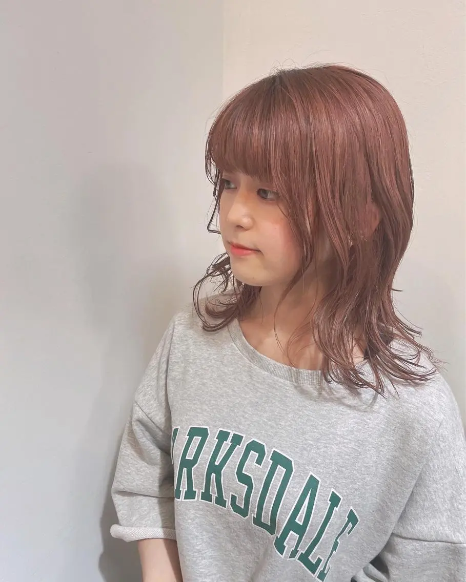 セミロング カラー レッドカラー 💛🤍U too e’s /店長🧸のヘアスタイル