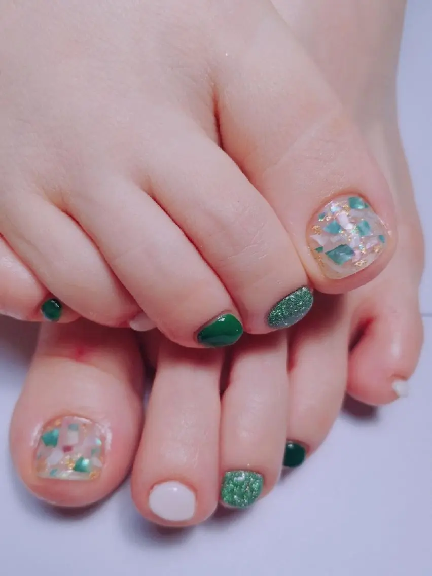 ネイル フットネイル ulunail mikaのネイルデザイン