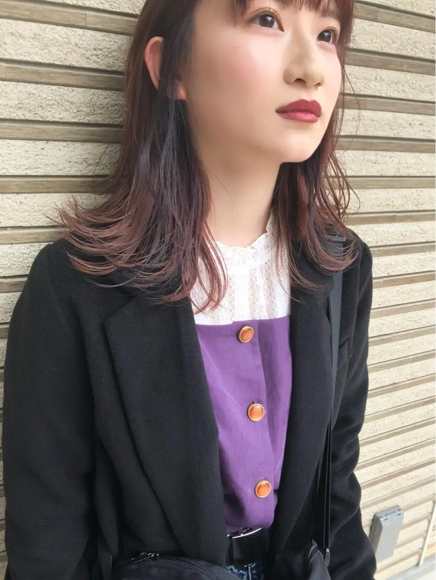 セミロング カラー ベージュカラー ブリーチ ハイライトカラー ピンクカラー ピンクベージュ Pia ツボイ ケイタのヘアスタイル