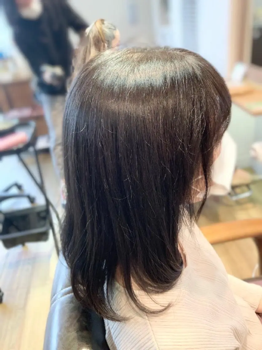 カラー アッシュ ベージュカラー 透明感カラー ヘアカラー トリートメント 堀 望美のヘアスタイル