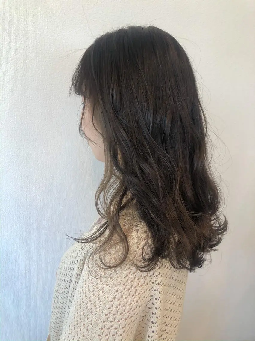 セミロング カラー インナーカラー ダメージレスサロン✨ kayo🌱のヘアスタイル