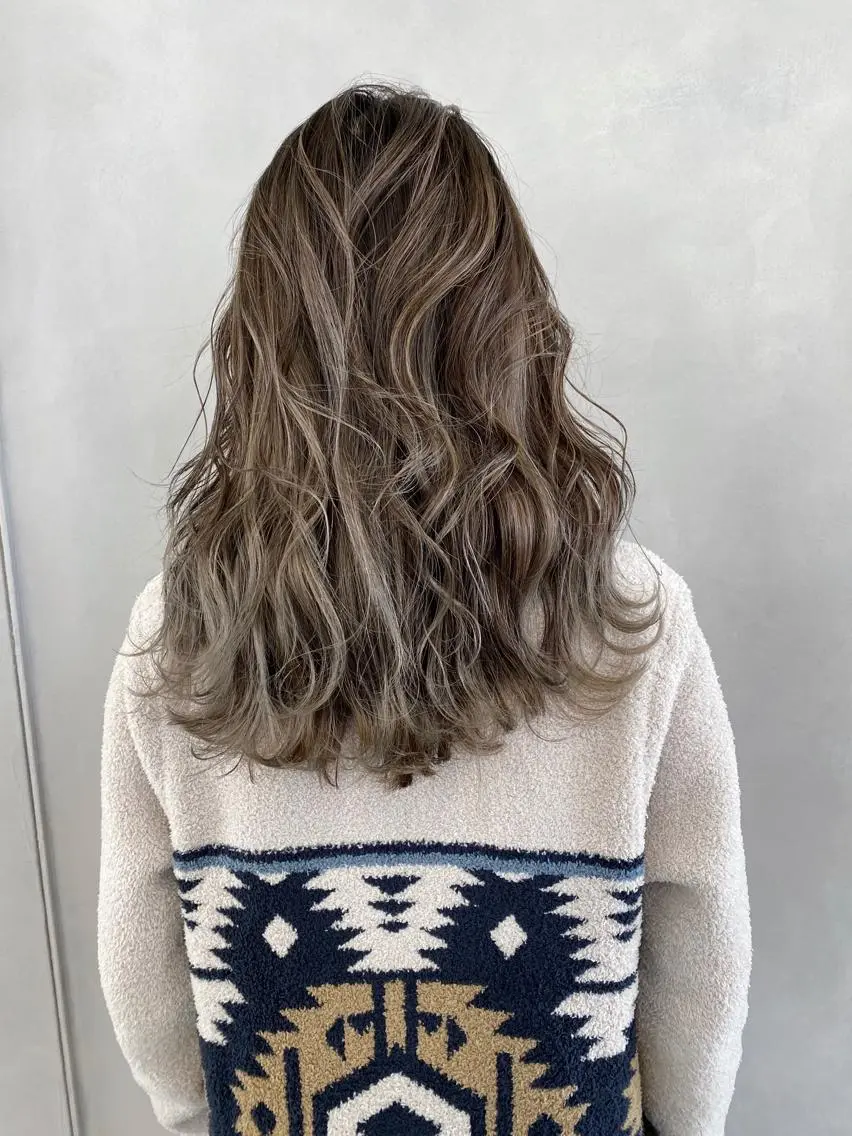 セミロング カラー ヘアカラー トリートメント 【代表】高山 一真のヘアスタイル