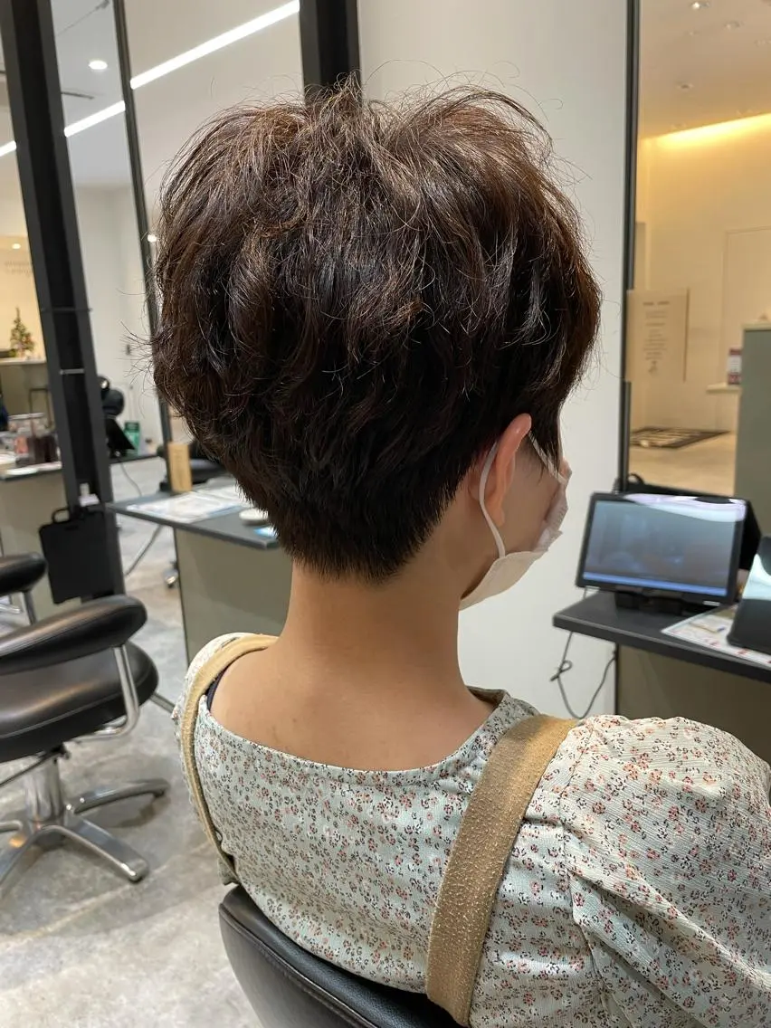 ショート パーマ ベリーショート ショートヘア 森 愛佳のその他イメージ