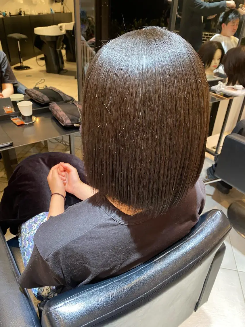 ミディアム 縮毛矯正 Tomoka🐶🌟 似合わせカット✂︎のヘアスタイル