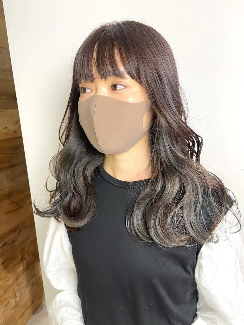 ミディアム カラー ブリーチ 白髪ぼかしハイライト バレイヤージュヤマトのヘアスタイル
