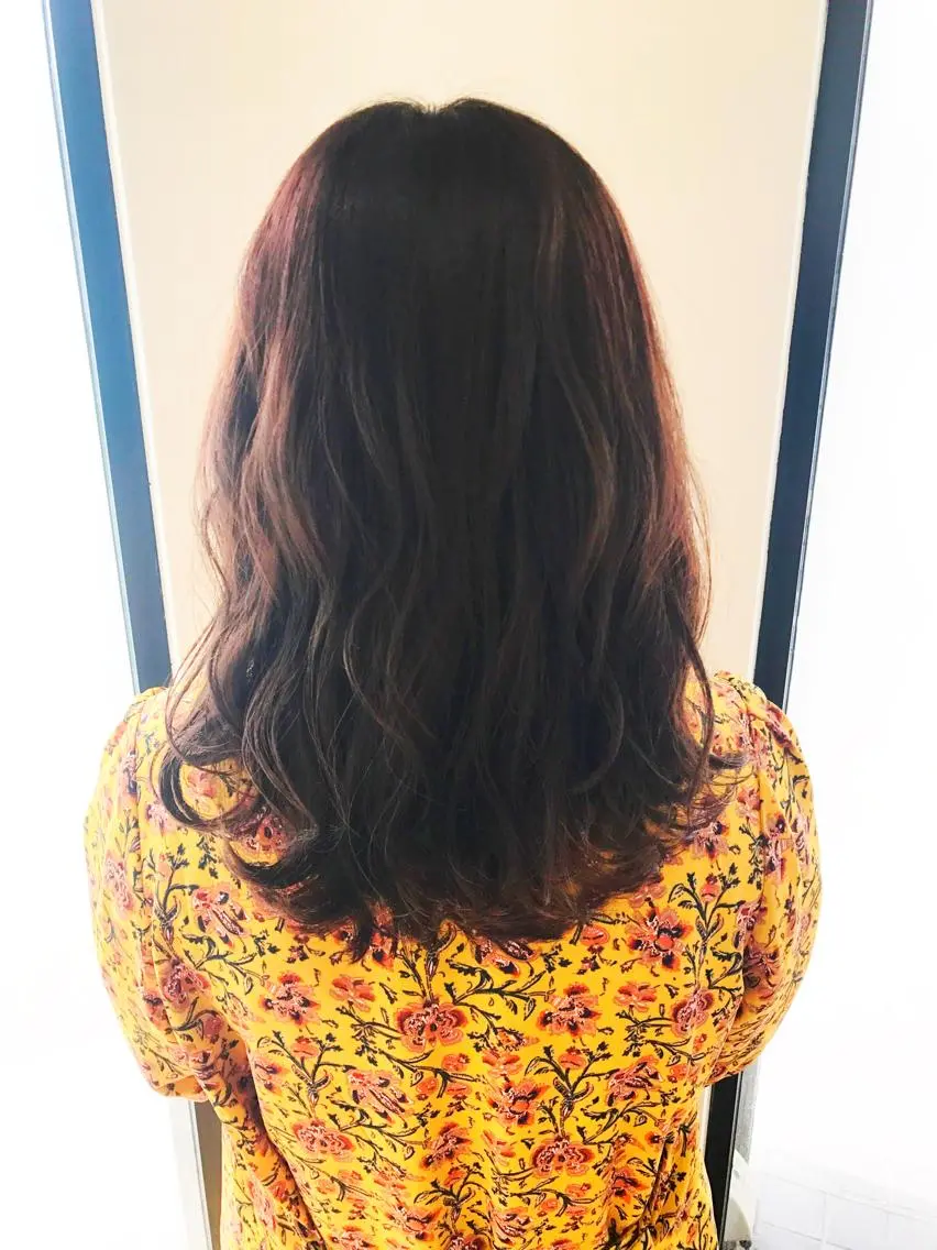 ミディアム カラー ベージュカラー イルミナカラー ピンクカラー ピンクベージュ カット ヘアカラー トリートメント 高木 麻知子のヘアスタイル