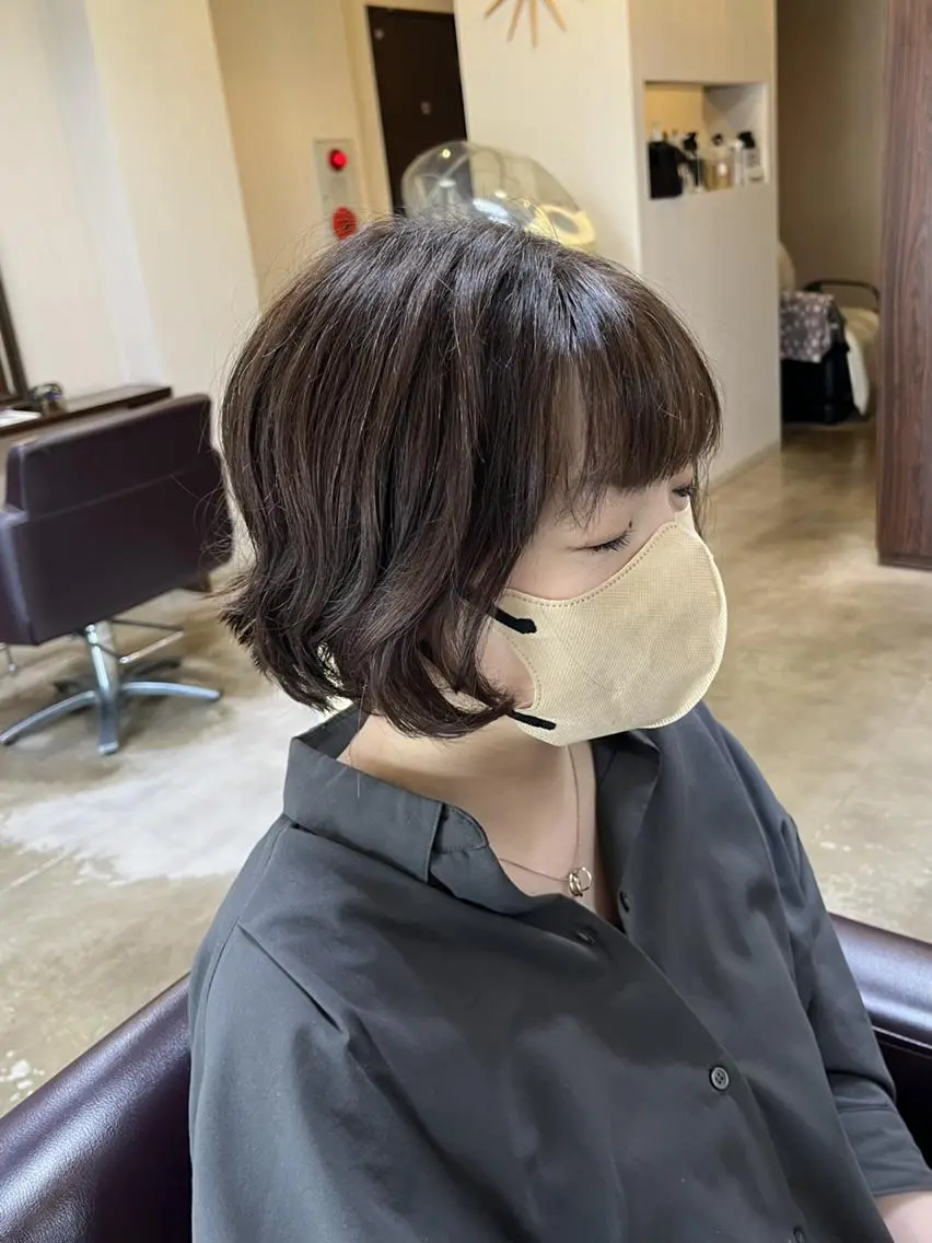 ショート アッシュ ショートヘア カット ヘアカラー トリートメント 澤崎 希望のヘアスタイル