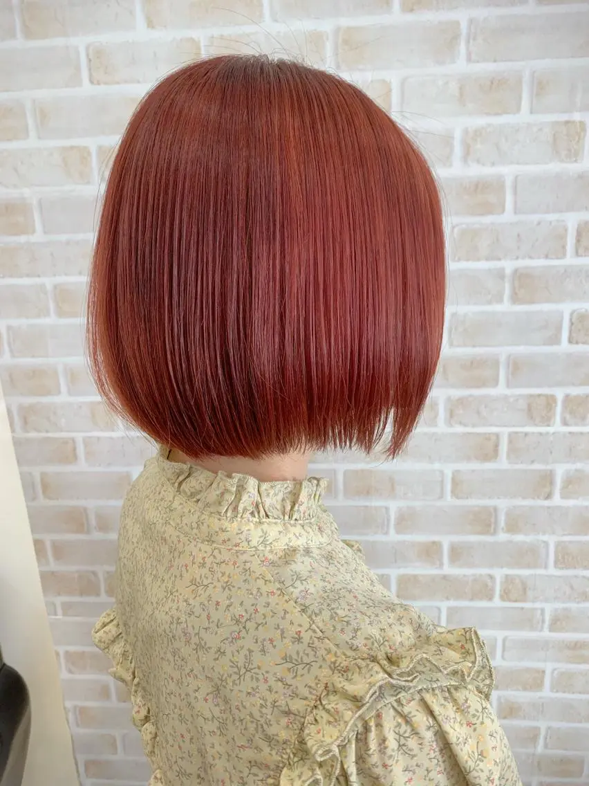 ショート カラー 薄田 珠美のヘアスタイル