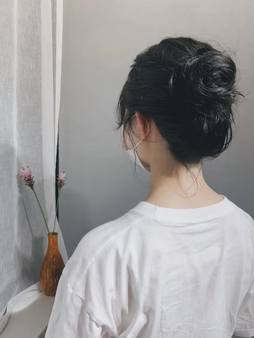 セミロング カラー ヘアアレンジ ブリーチ 透明感カラー ダブルカラー ブリーチなしカラー ボブパーマコテ巻き風 パーマNo1深江秀平のヘアスタイル