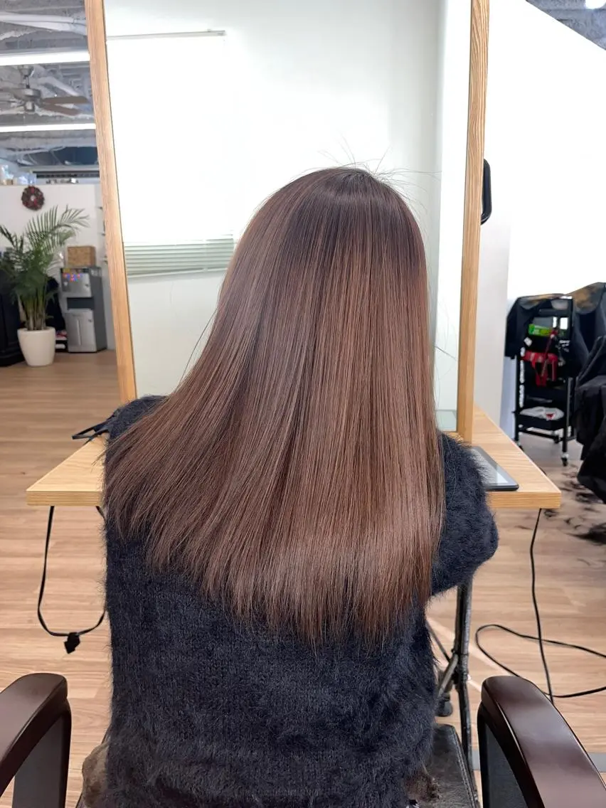 セミロング カラー ベージュカラー ブリーチ デザインカラー ダブルカラー 髪質改善 HIROKO / 透明感暖色カラー🎀のヘアスタイル