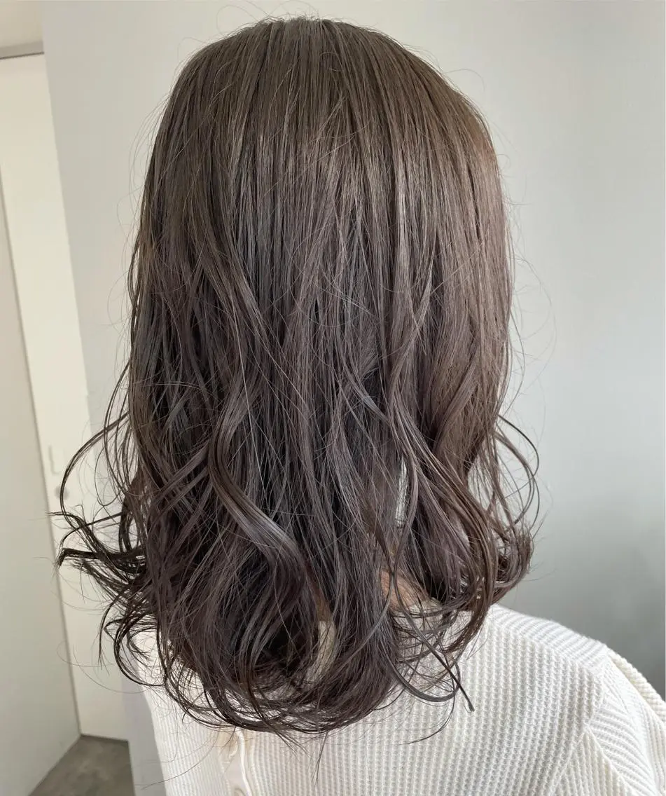 セミロング カラー ヘアカラー トリートメント 心斎橋韓国ボブ 好原良真のヘアスタイル