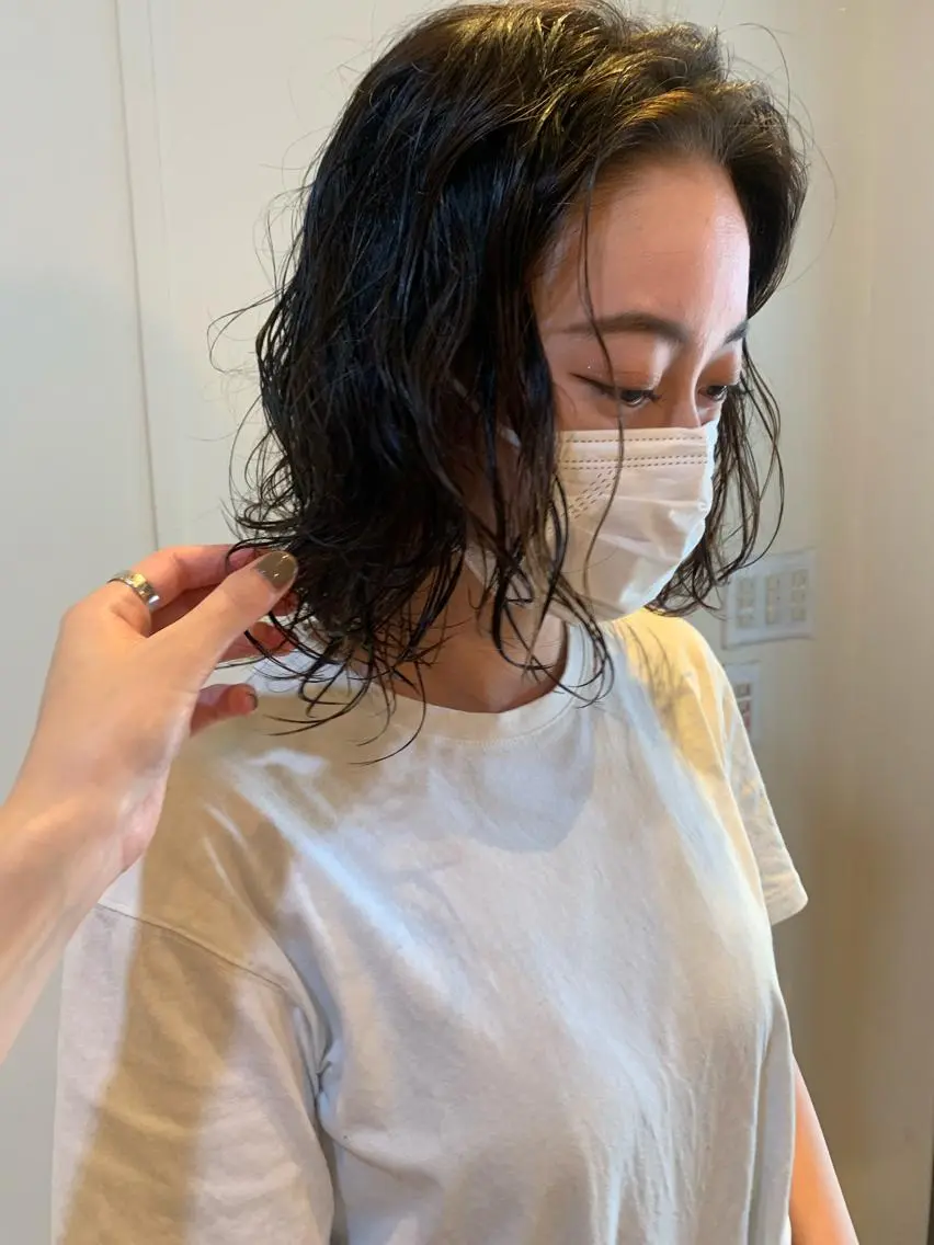 ミディアム AR.MARA サトウヒカルのヘアスタイル