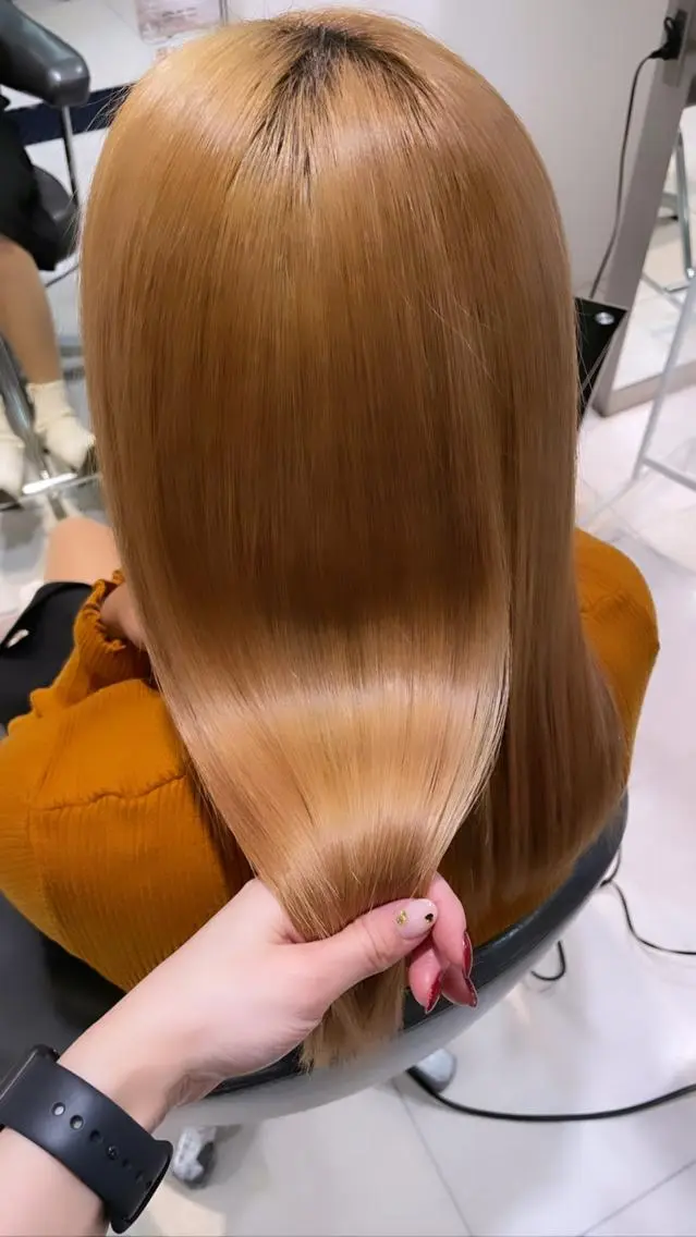 ロング 髪質改善 縮毛矯正 トリートメント 仲西 愛鈴のヘアスタイル