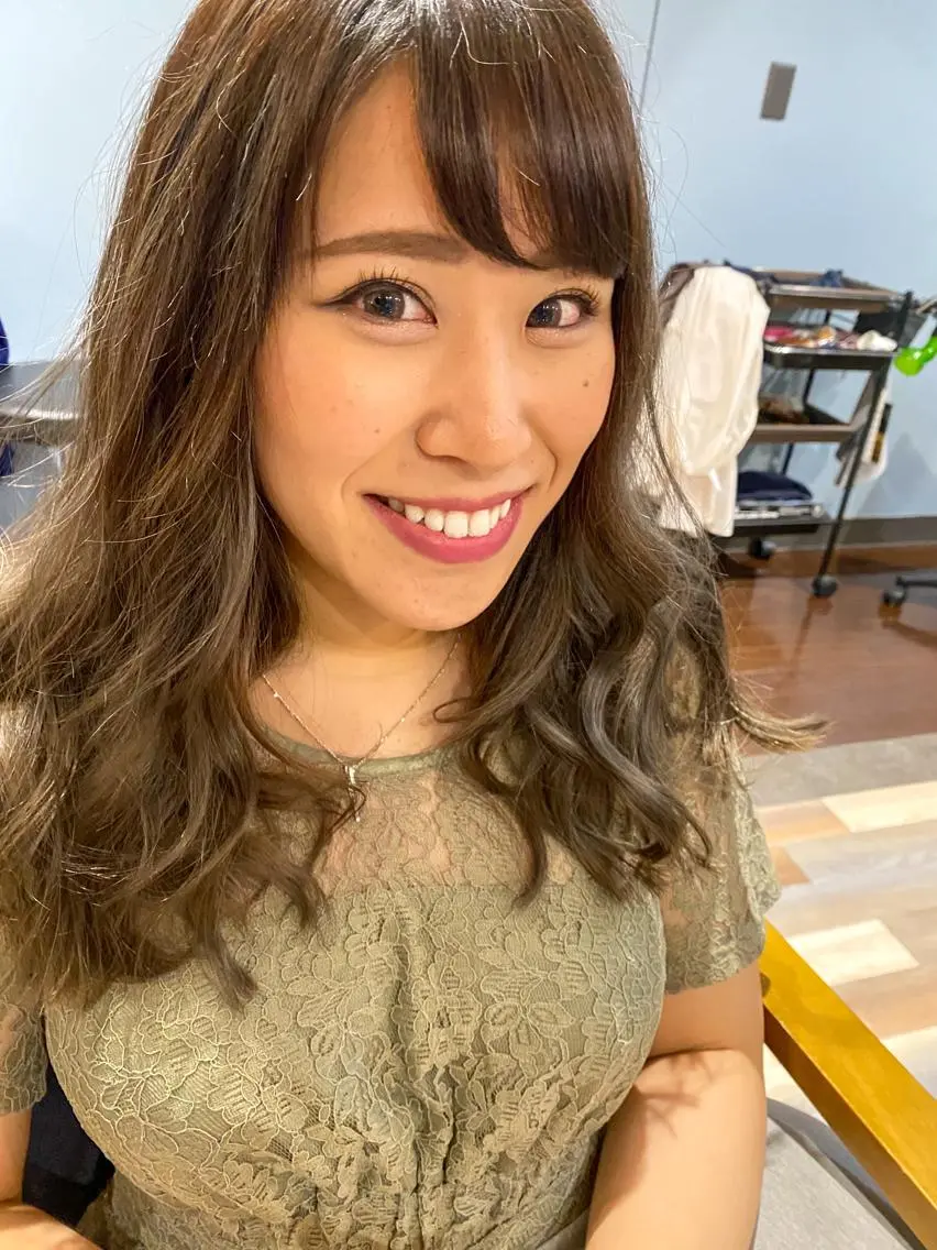 セミロング カラー パーマ 髪質改善ハッシュフェ イスレイヤーYASUのヘアスタイル