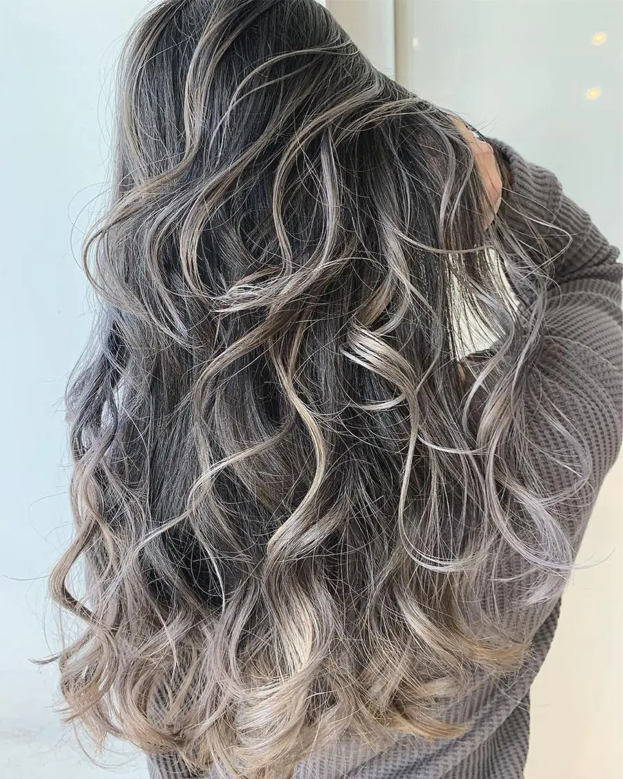ロング カラー ヘアアレンジ 阿部 圭悟のヘアスタイル