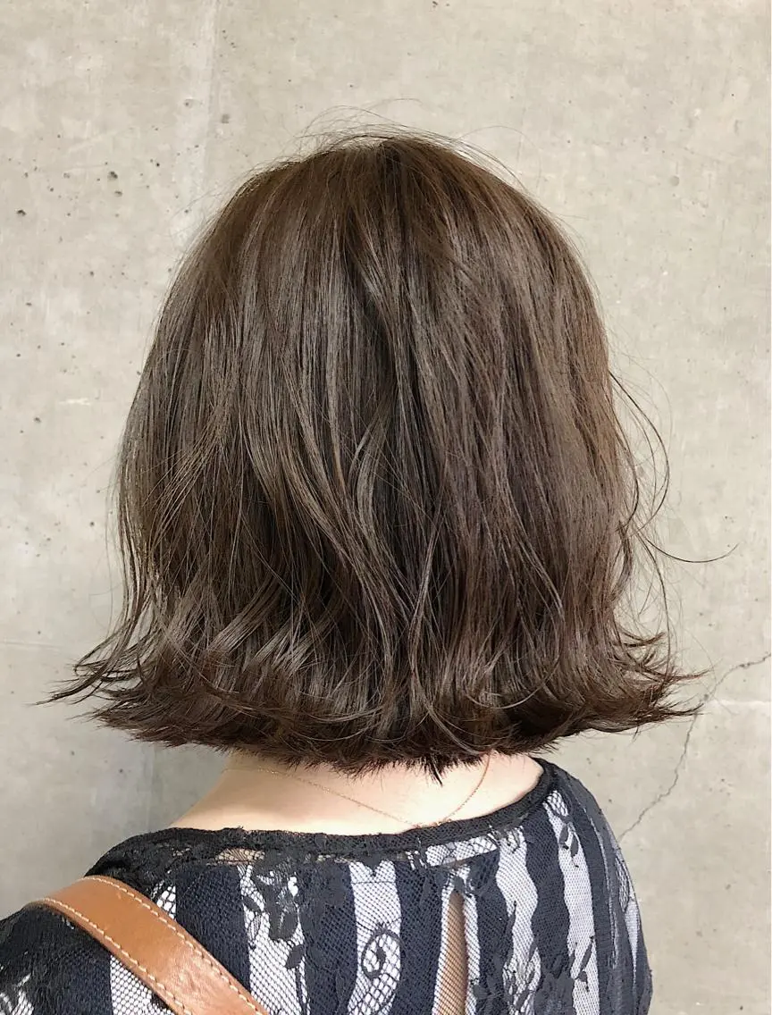ショート カラー グレージュ ボブ 外ハネヘア ノンダメージ髪質改善 カラー💎/KURAのヘアスタイル
