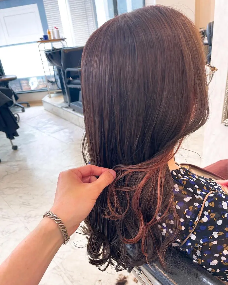 セミロング カラー ブリーチ イヤリングカラー ピンクカラー ヘアカラー トリートメント ☆毎月先着15名まで ☆シバタユートのヘアスタイル