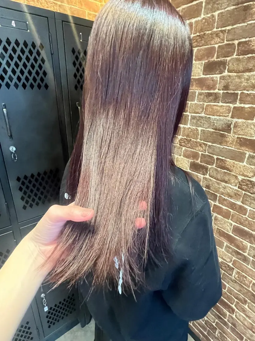 セミロング カラー パーマ ヘアアレンジ メンズ キッズ ネイル マツエク・マツパ アイブロウ メンズブリーチ メンズハイライト メンズインナーカラー メンズ韓国風 ブリーチ 久木原 ゆりのヘアスタイル