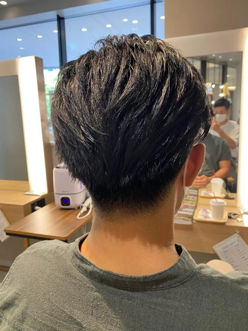 メンズ unopulir 景山 凌のヘアスタイル
