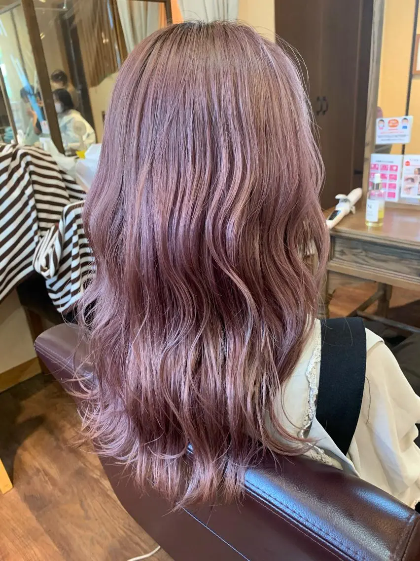 セミロング カラー パーマ ヘアアレンジ メンズ キッズ ネイル マツエク・マツパ 髪質改善 艶髪🔵フセナオヤのヘアスタイル